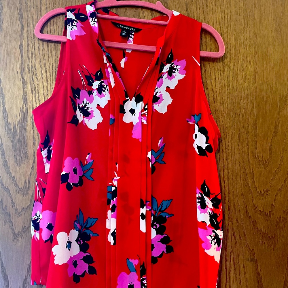 Short-sleeve blouse